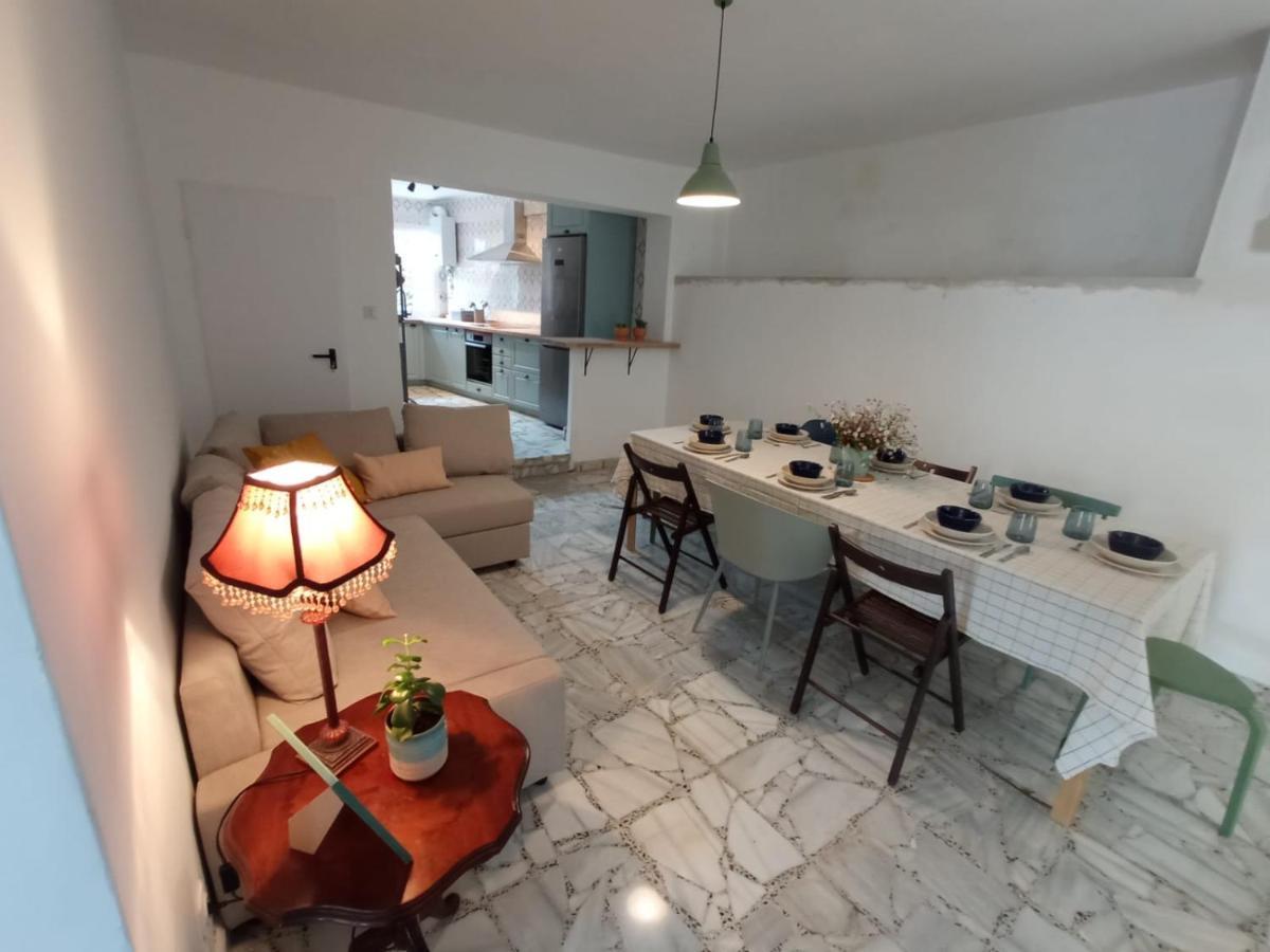 Casco Antiguo Con Patio Y A 5 Min De La Playa Apartment *